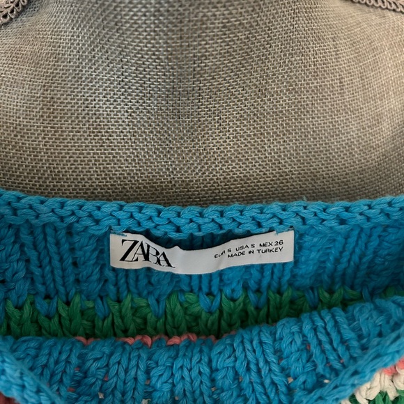 Zara crop top - Picture 2 of 2